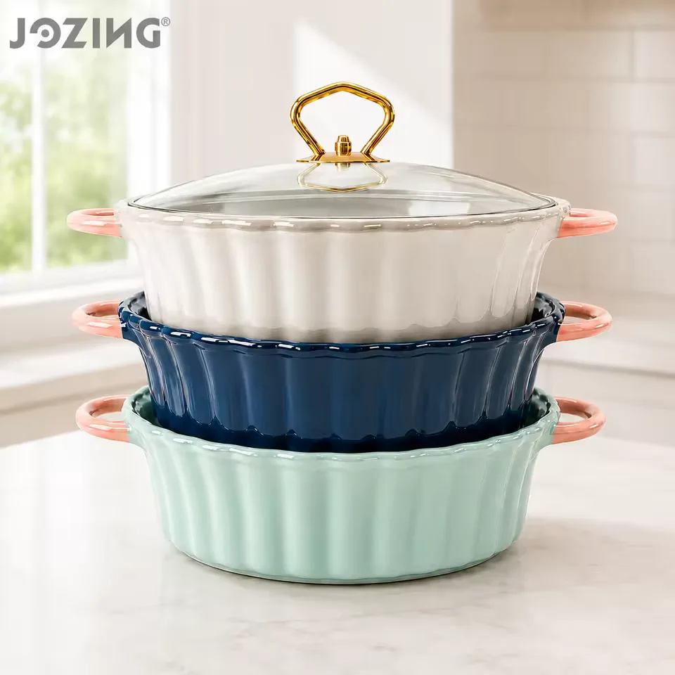 2.5L Ceramic Casserole Pot with Glass Lid